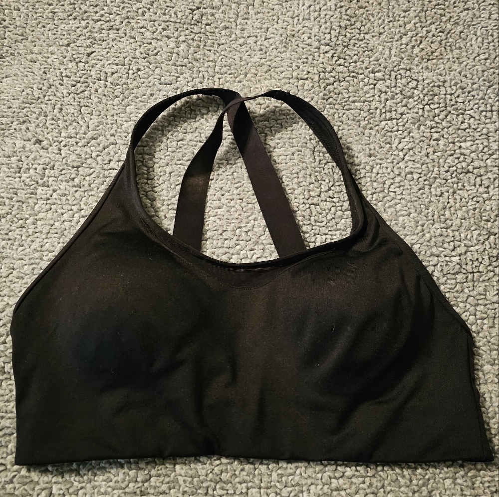 VS PINK Ultimate Sports Bra